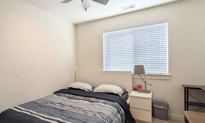 Tukwila Casa | Cozy room 7mins to the Seatac Airport and Sound transit