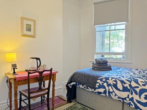 Twickenham Riverside Casa | Cozy room in high street