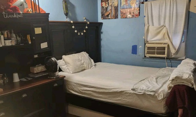 West Freehold Condominio | Cozy Room in quiet & safe neighborhood