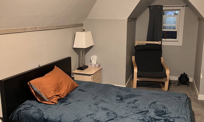 Winnipeg Casa | Cozy Room - Winnipeg Central