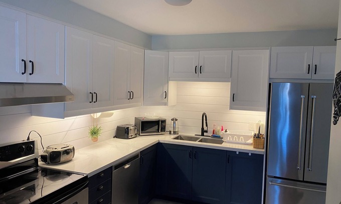 Burlington Casa | Cozy rooms like homes! Three 3️⃣ Quiet and comfortable rooms!