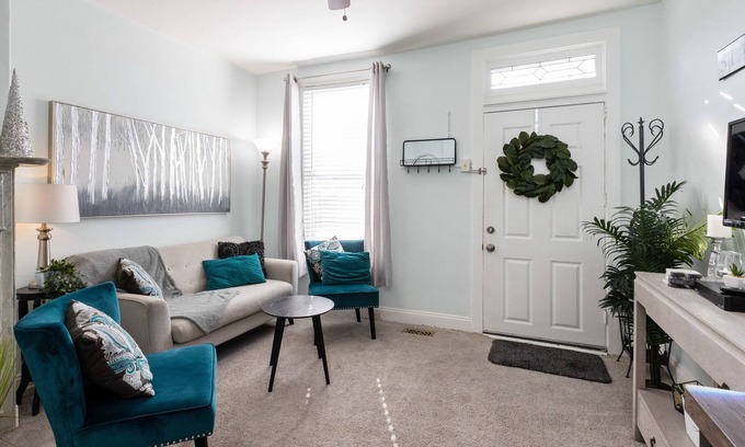Frederick Casa | Cozy rowhome close to everything in downtown Frederick!