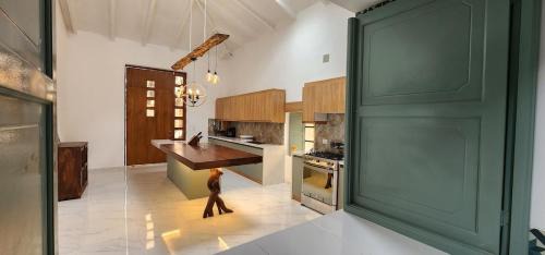 Pujilí Villa | Cozy rural house with WiFi and garden in Pujilí