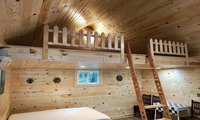 Isabella Cabina | Cozy Rustic Sleeping Cabin in Isabella