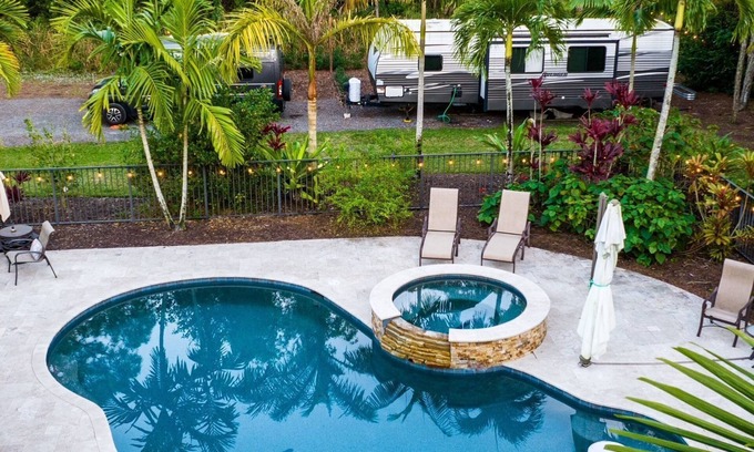 Hunt Club Casa | Cozy RV with Saltwater Pool & Hot Tub