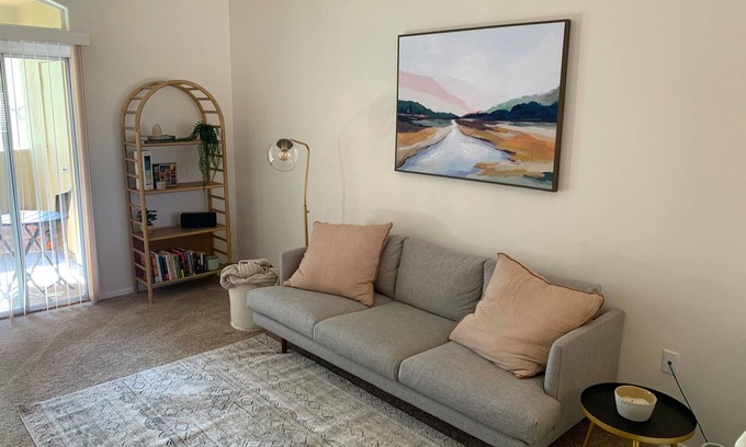 Palo Olivo Estates Condominio | Cozy Scottsdale Condo with a Pool & Gym