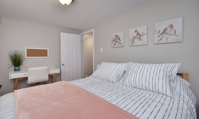 Moncton Apartamento | Cozy separate basement appartment in a safe and quiet neighborhood