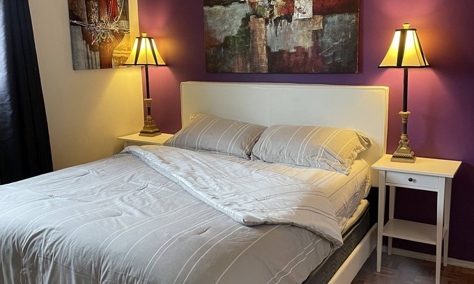 Fort Gary Casa | Cozy shared stay on the corner of Houde Drive.