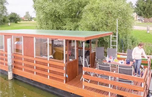 Neustrelitz Alquiler De Eote | Cozy Ship In Neustrelitz With Wifi