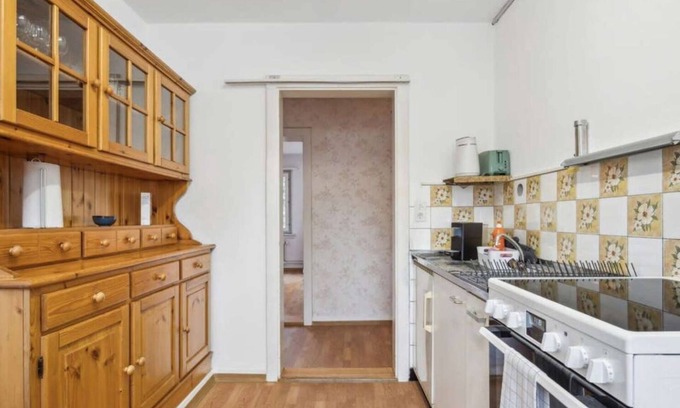 Seebach Apartamento | Cozy & Simple 2BR Apartment w/ Balcony