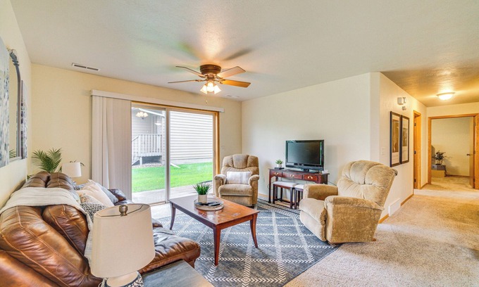 Buffalo Ridge Condominio | Cozy Sioux Falls House - Walk to Park!