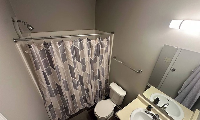 Concord Apartamento | Cozy small apartment near Concord Mills and NASCAR, Just 15 mins aways