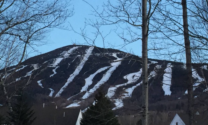 Carrabassett Valley Condominio | Cosy Snowbrook 4 BR Condo - Ski in - Ski out