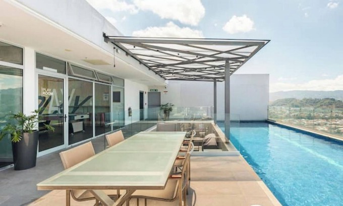 San Pedro Apartamento | Cozy Space w/ Rooftop Pool + Gym
