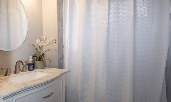 Near Eastside Casa | Cozy spacious 4 bed 3 bath home, with Theater Room sleeps up to 8.