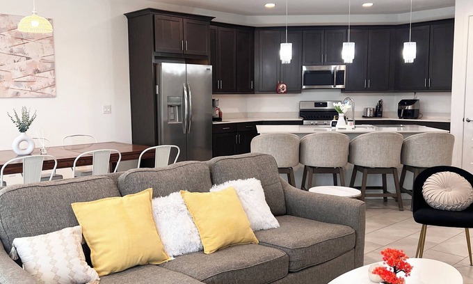 South Mountain Casa | Cozy, spacious and modern 4-bedroom new built house