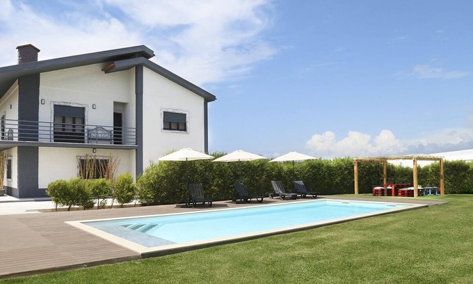 Torres Vedras Casa | Casa acogedora, espaciosa y totalmente equipada con piscina cerca de la playa.