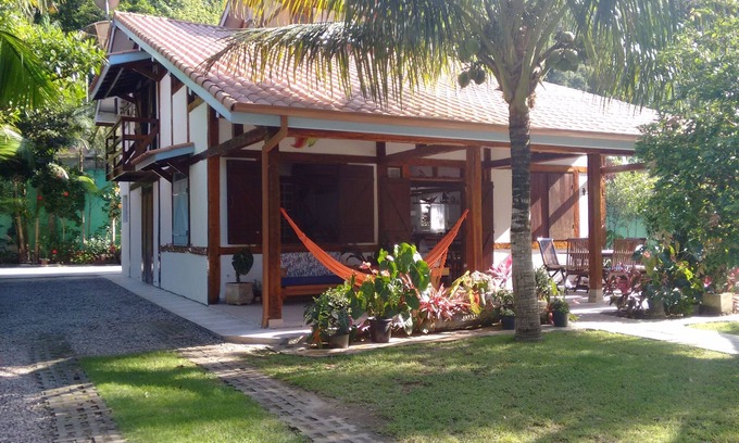 Praia do Toque-Toque Pequeno Casa | acogedor espaciosa casa con jardín