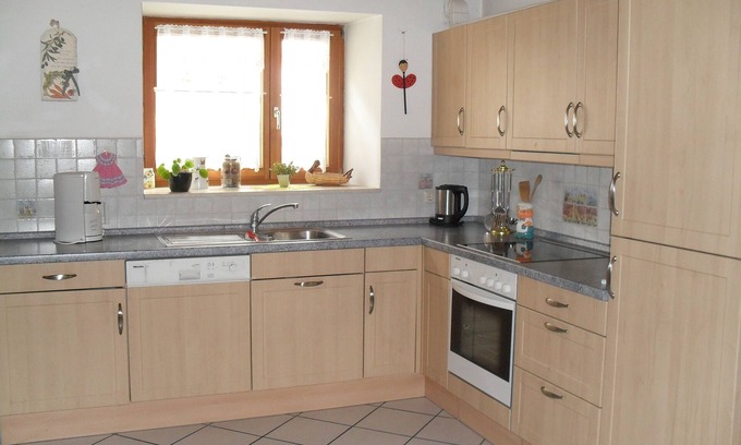 Geiselwind Apartamento | Cozy, spacious vacation apartment with outdoor seating in the Steigerwald