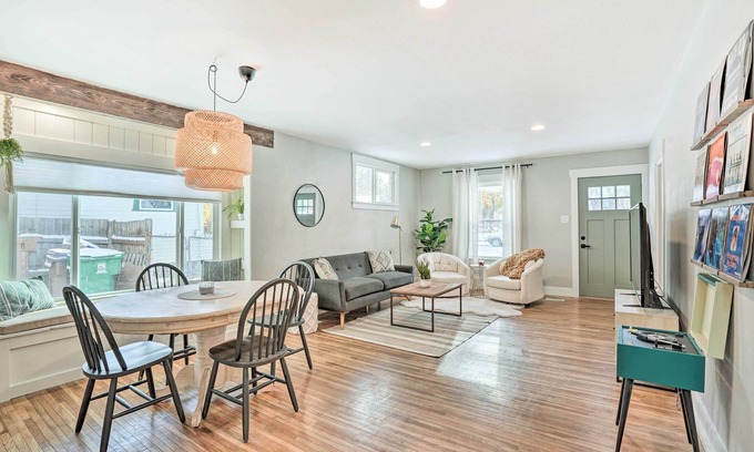 South Perry District Casa | Cozy Spokane Getaway Near Golfing & Skiing!