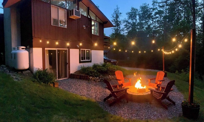 Londonderry Chalet De Esquí | Cozy Springtime Retreat on Magic Mountain