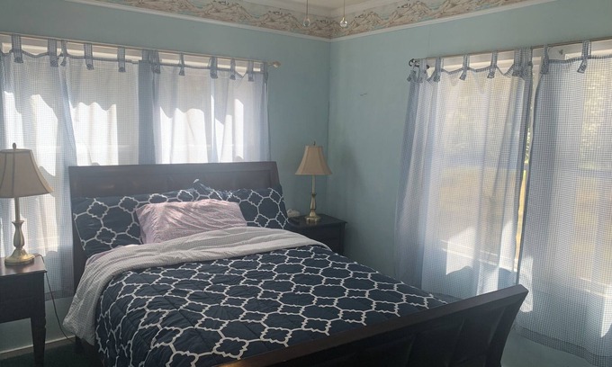 Tallahassee Apartamento | Cozy Studio apartment with cabin feel