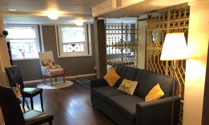 Smallwood Apartamento | Cozy studio apartment in the heart of Smallwood lake community.