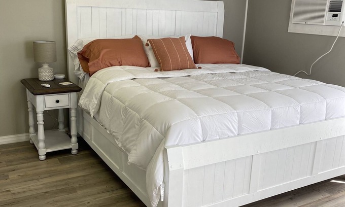 Alton Apartamento | Cozy Studio Apartment with Fireplace