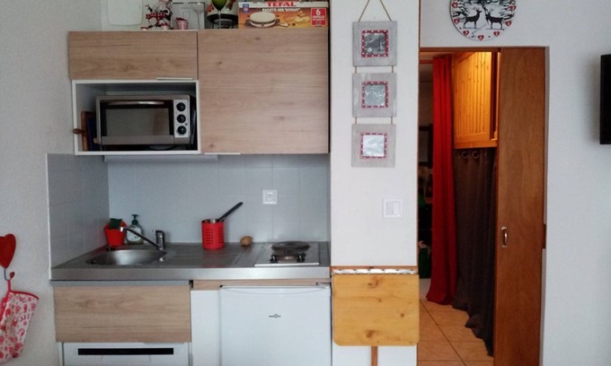 Cohennoz Apartamento | Estudio acogedor para 4 personas, terraza, parking, a 300m de las pistas y comercios