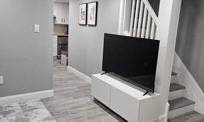 Rahway Apartamento | Cozy studio in charming Rahway with AC and WiFi