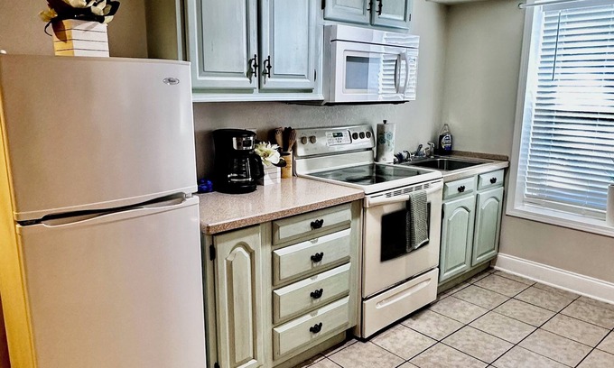 Johnson City Apartamento | Cozy studio in peaceful Johnson City- Central to all