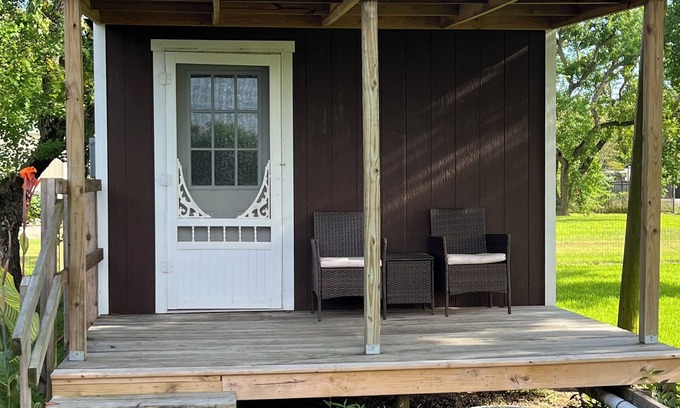 Barrett Apartamento | Cozy studio in perfect Crosby with AC
