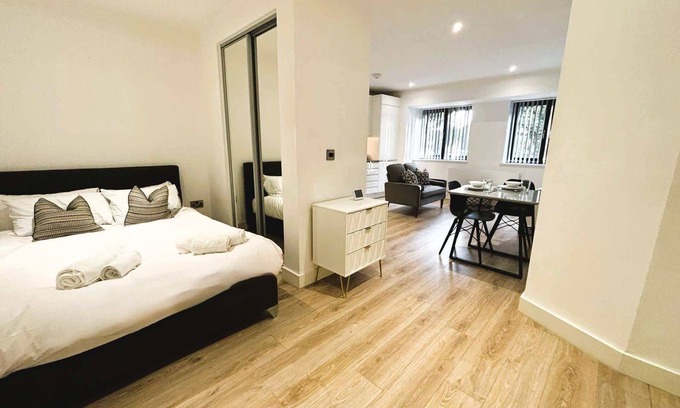 Barnt Green Apartamento | Cozy Studio in Solihull - NEC or Airport