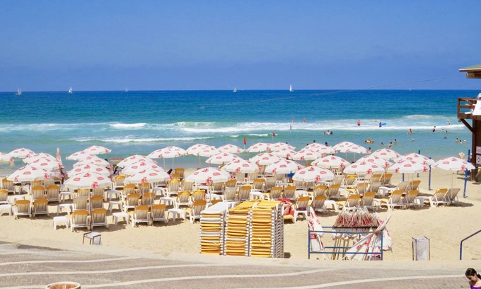 Herzliya Pituach Apartamento | Acogedor estudio cerca de la playa.