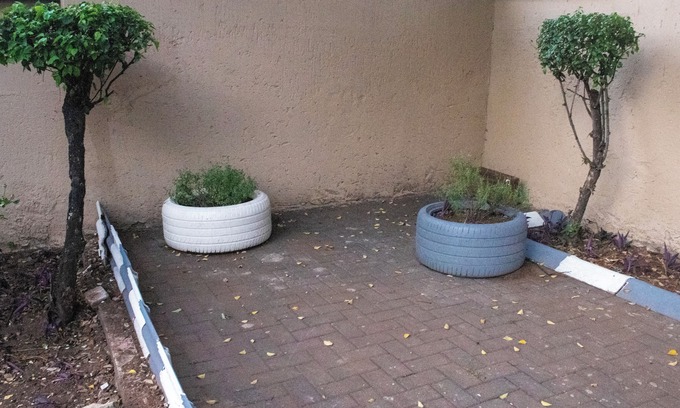 Greater Johannesburg Metropolitan Area Apartamento | Cozy Studio Room to Rent in Johannesburg City