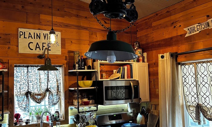 Roxbury Apartamento | Cozy studio with AC and WiFi in charming Gypsum