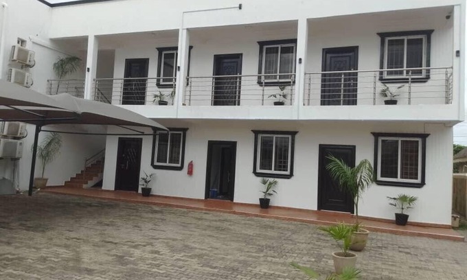 Bono East Region Apartamento | Cozy Studio with Pool & Gym!