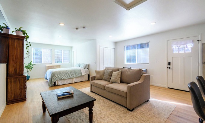 South Redlands Apartamento | Cozy studio with WiFi and AC in enchanting Redlands