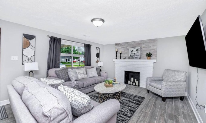 Mason Casa | Cozy*Stylish*updated Ranch home Near kings island