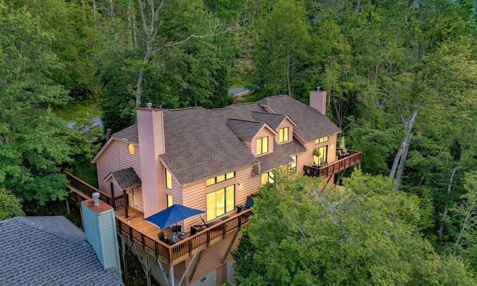 Sugar Mountain Casa | Amazing mountain views -Cozy Sugar Mnt Cabin Retreat-Pet Friendly
