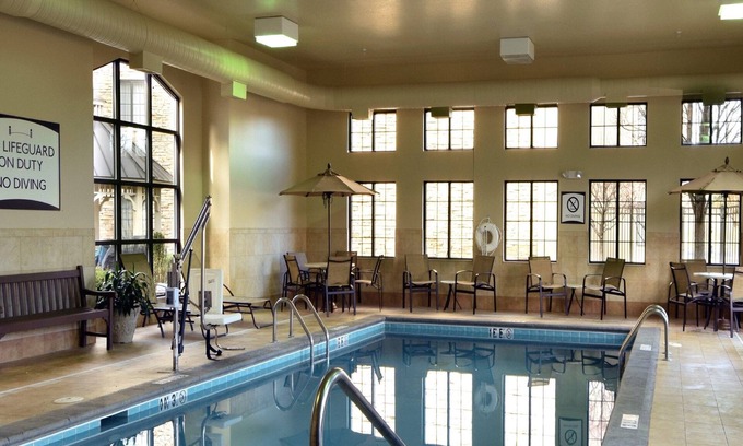 Beckett Ridge Condominio | Cozy Suite | Daily Breakfast and Indoor Pool