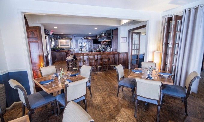Jamestown Complejo | Cosy Suite Off Narragansett Bay w / WiFi gratuito y piscina del complejo