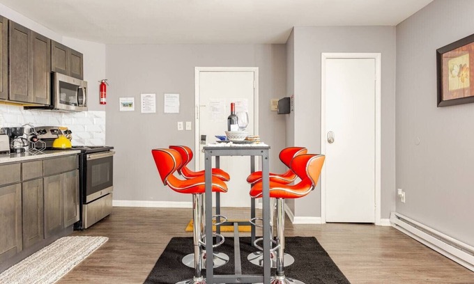 West Orange Apartamento | Cozy Suite Private 1-bedroom apartment with WiFi, AC in wonderful West Orange