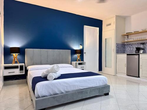 Colonia Campestre Casa | Cozy & Sunlit Apartment for 3 plus Pool