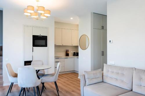 Palanga Casa | Cozy Sunny House in Kunigiskes