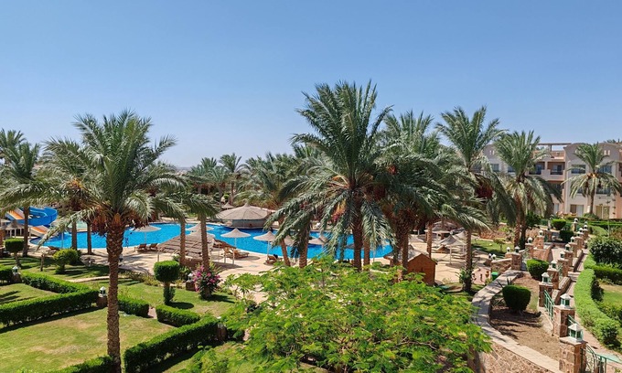 Sahl Hasheeh Apartamento | Cozy Sunny Studio with Pool View