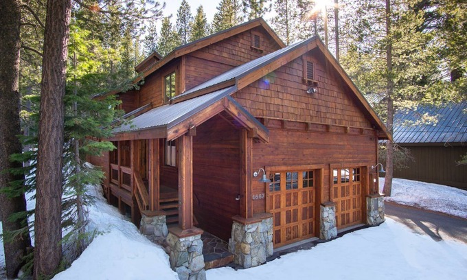 Truckee Casa | Cozy Tahoe Donner Cabin