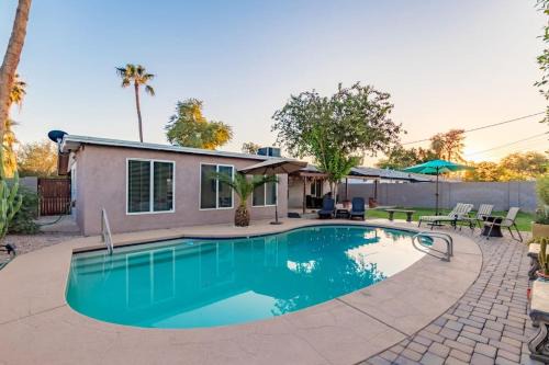 Gililland Casa | Cozy Tempe Casa with Heated Pool 5 Minutes to ASU
