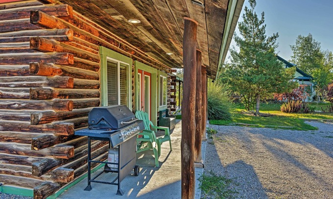 Driggs Cabaña | Cozy Teton Valley Escape: Pet Friendly w/ a Fee!