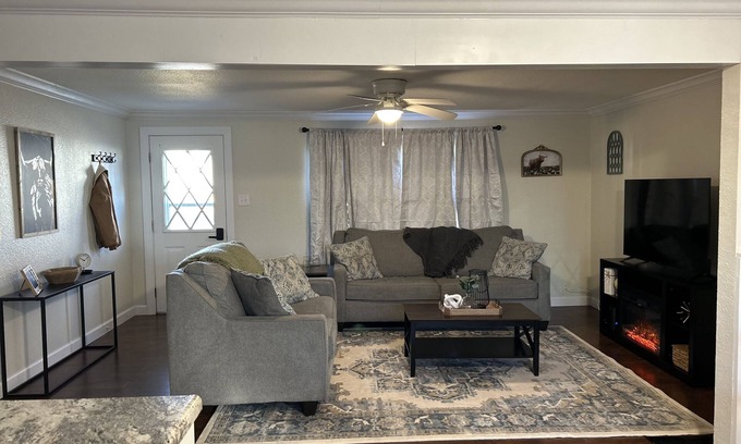 Farmington Casa | Cozy Three bedroom home in Central Farmington